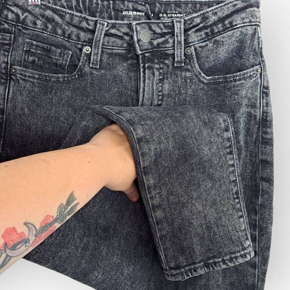 Old Navy Women's High Rise OG Straight Jeans in Washed Black size 4 - Picture 4 of 8